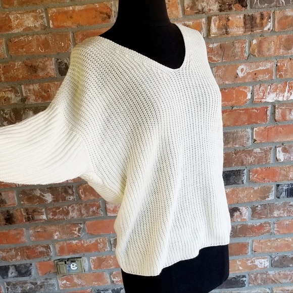 NWOT Adeline Clothing Cream Sweater sz S/M - Picture 4 of 8